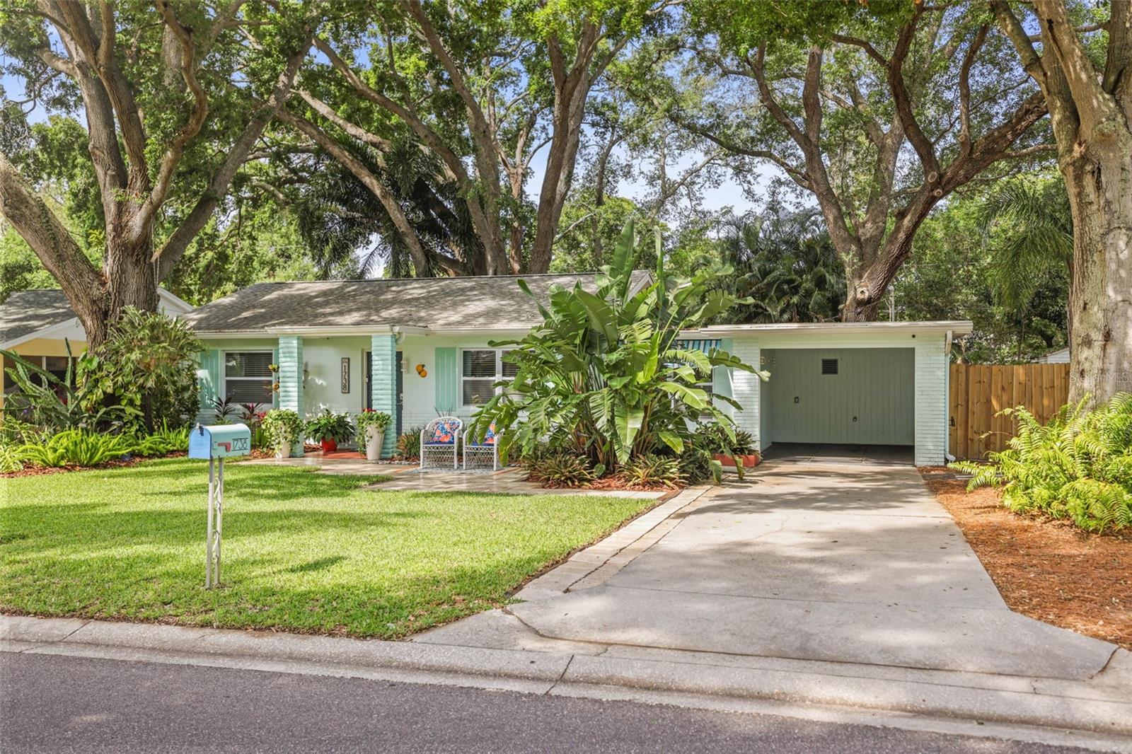 Image 27 of 37 For 1738 San Mateo Drive