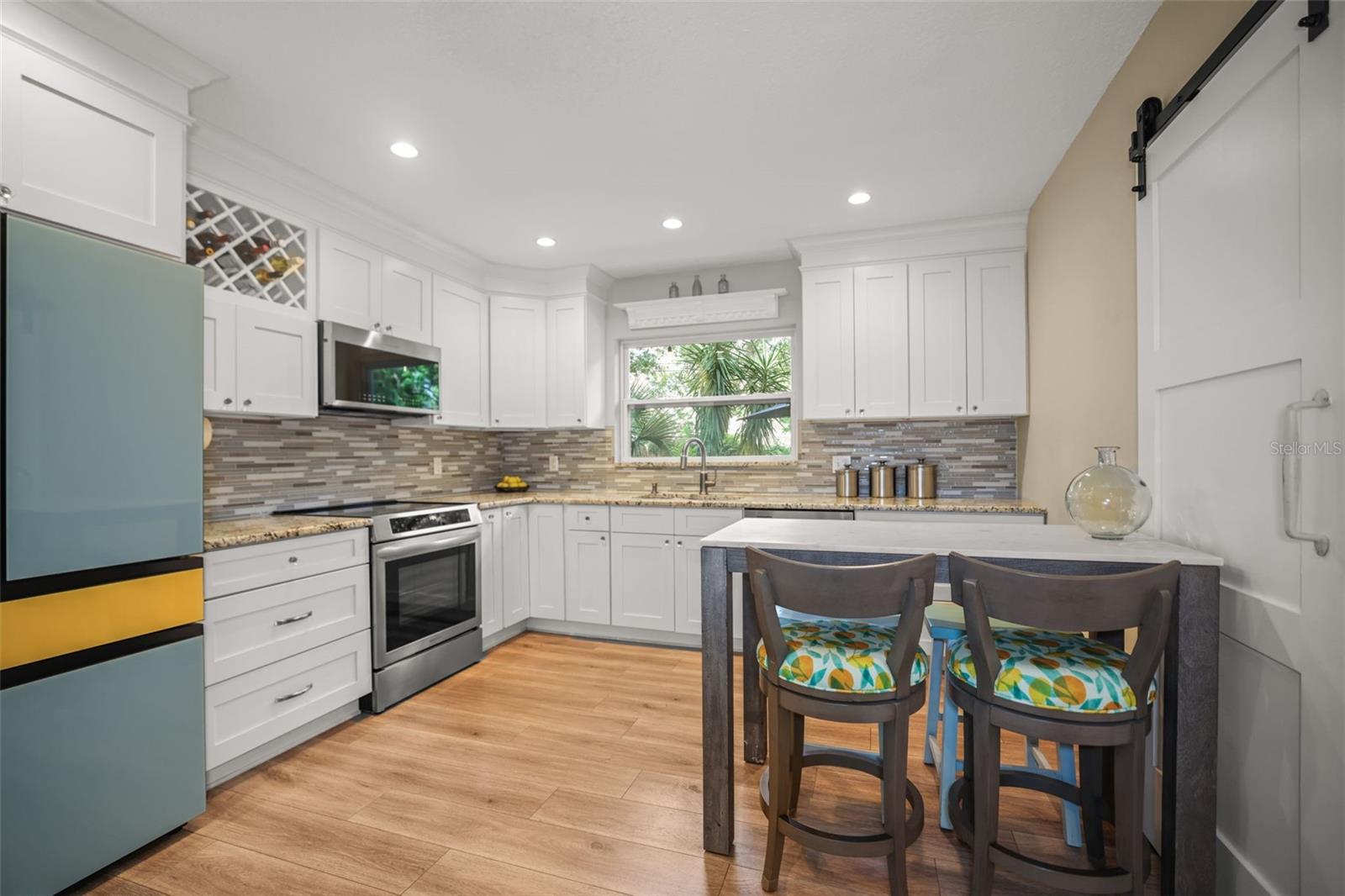 Image 7 of 37 For 1738 San Mateo Drive