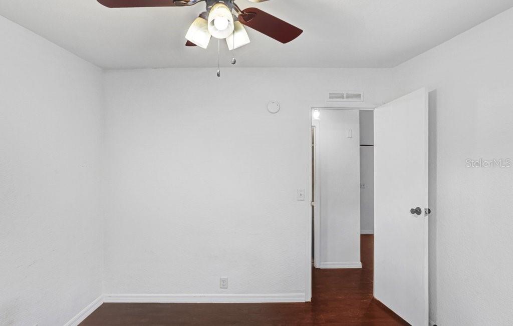 Image 19 of 44 For 11727 Lithia Pinecrest Road