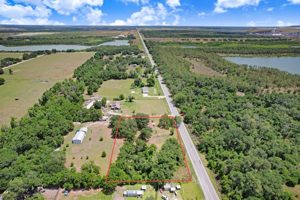 Image 34 of 44 For 11727 Lithia Pinecrest Road