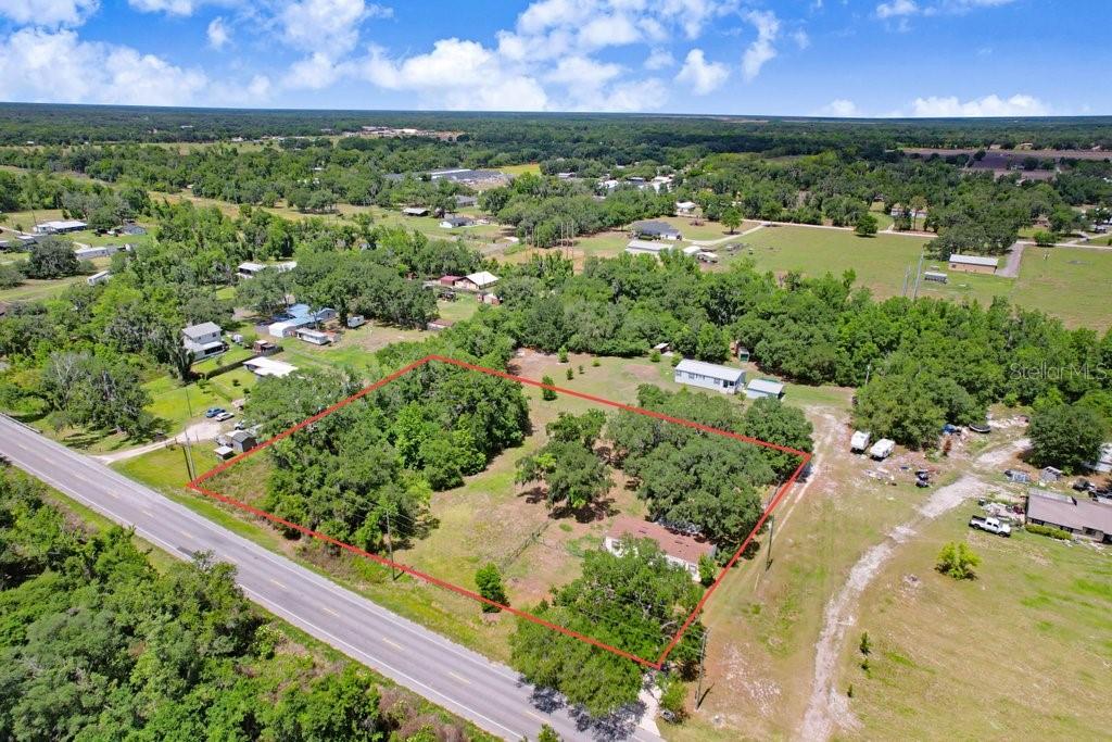 Image 40 of 44 For 11727 Lithia Pinecrest Road