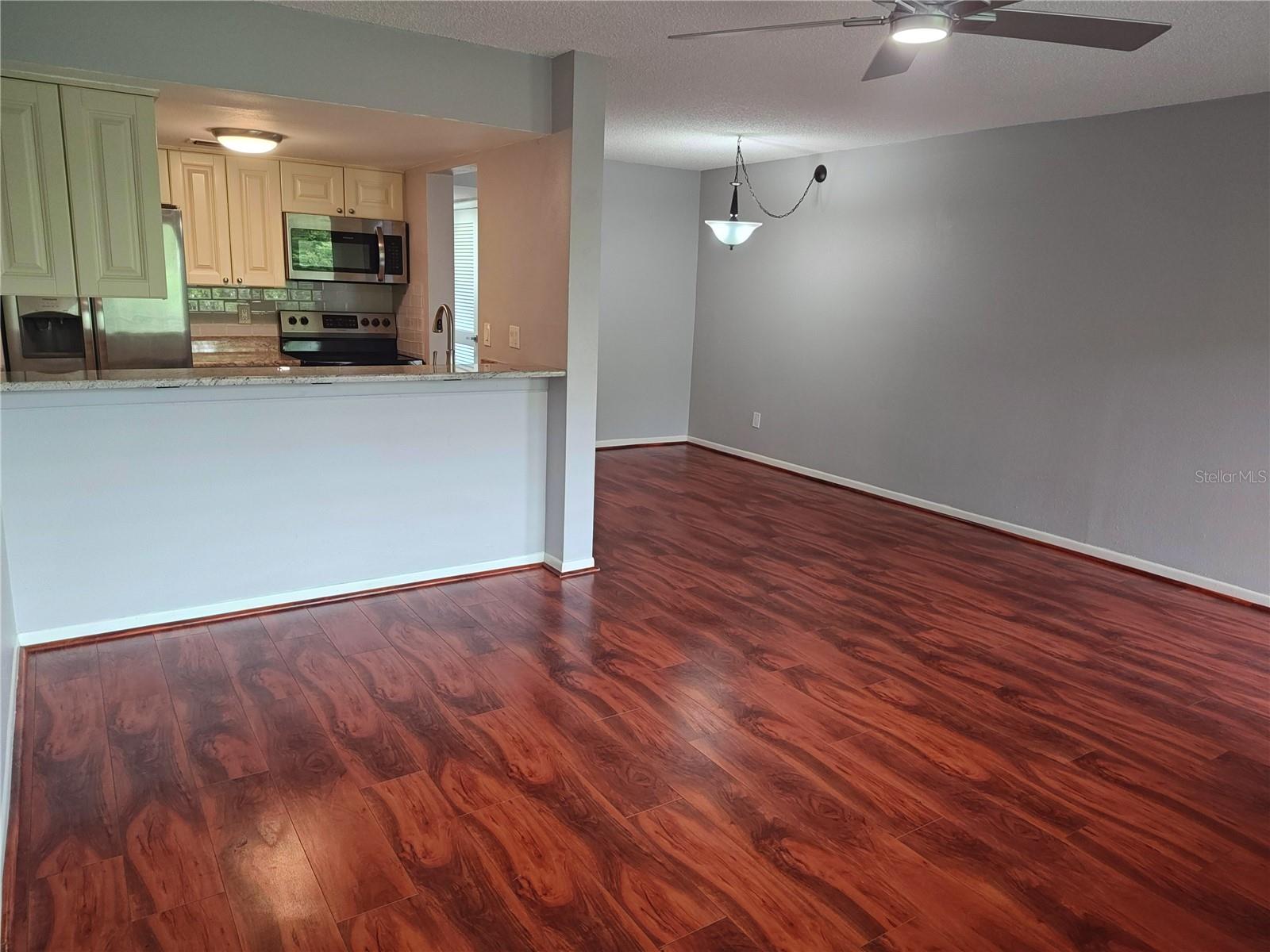 Image 9 of 18 For 2525 Bay Drive A44