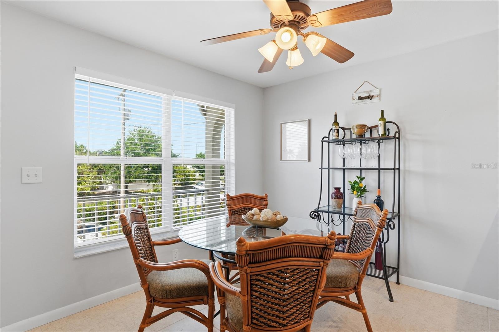 Image 13 of 40 For 912 46th Street 201