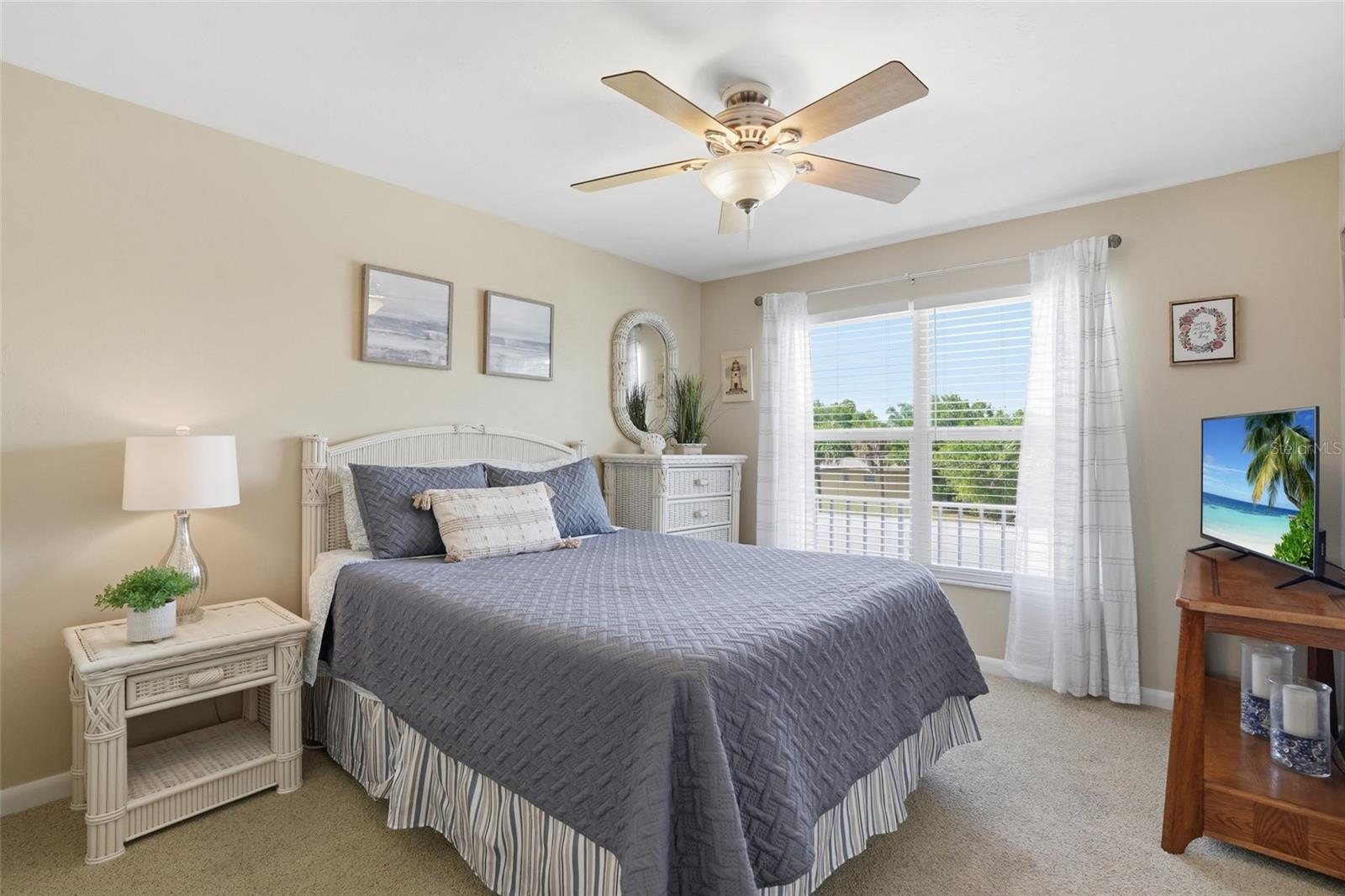 Image 22 of 40 For 912 46th Street 201