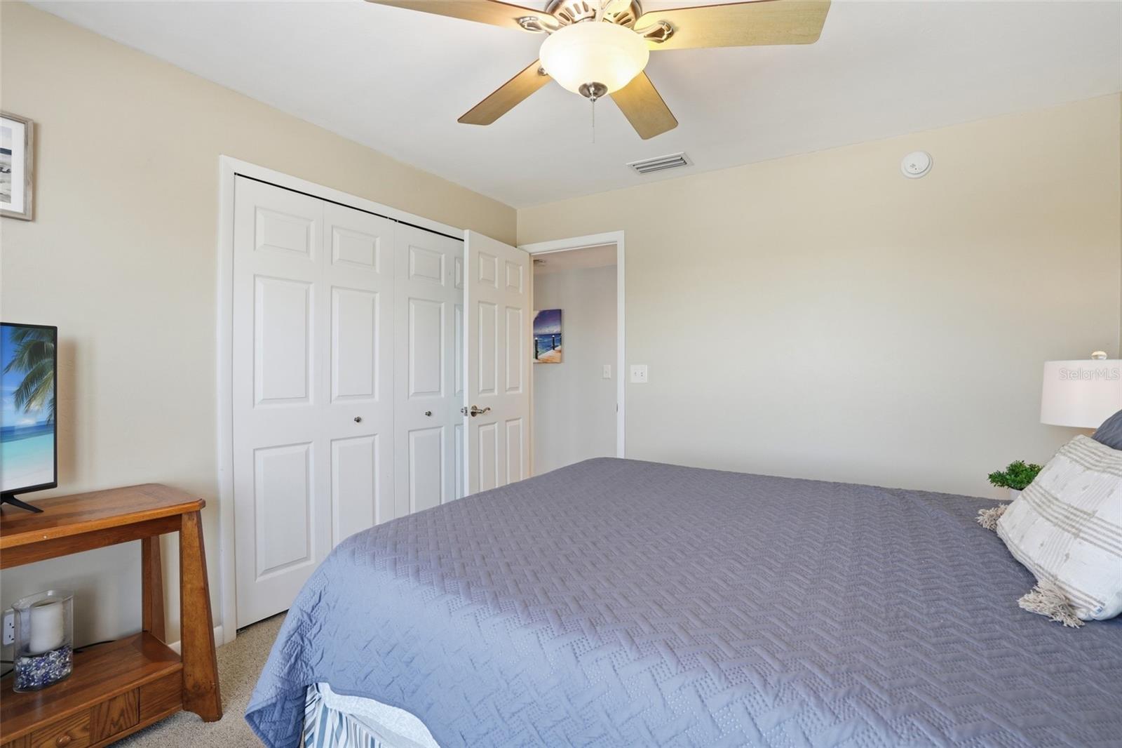 Image 23 of 40 For 912 46th Street 201