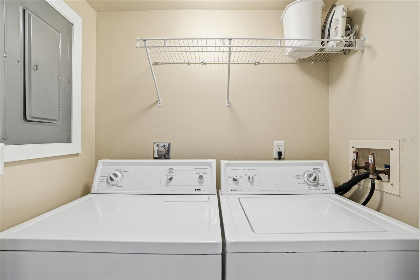 Image 25 of 40 For 912 46th Street 201