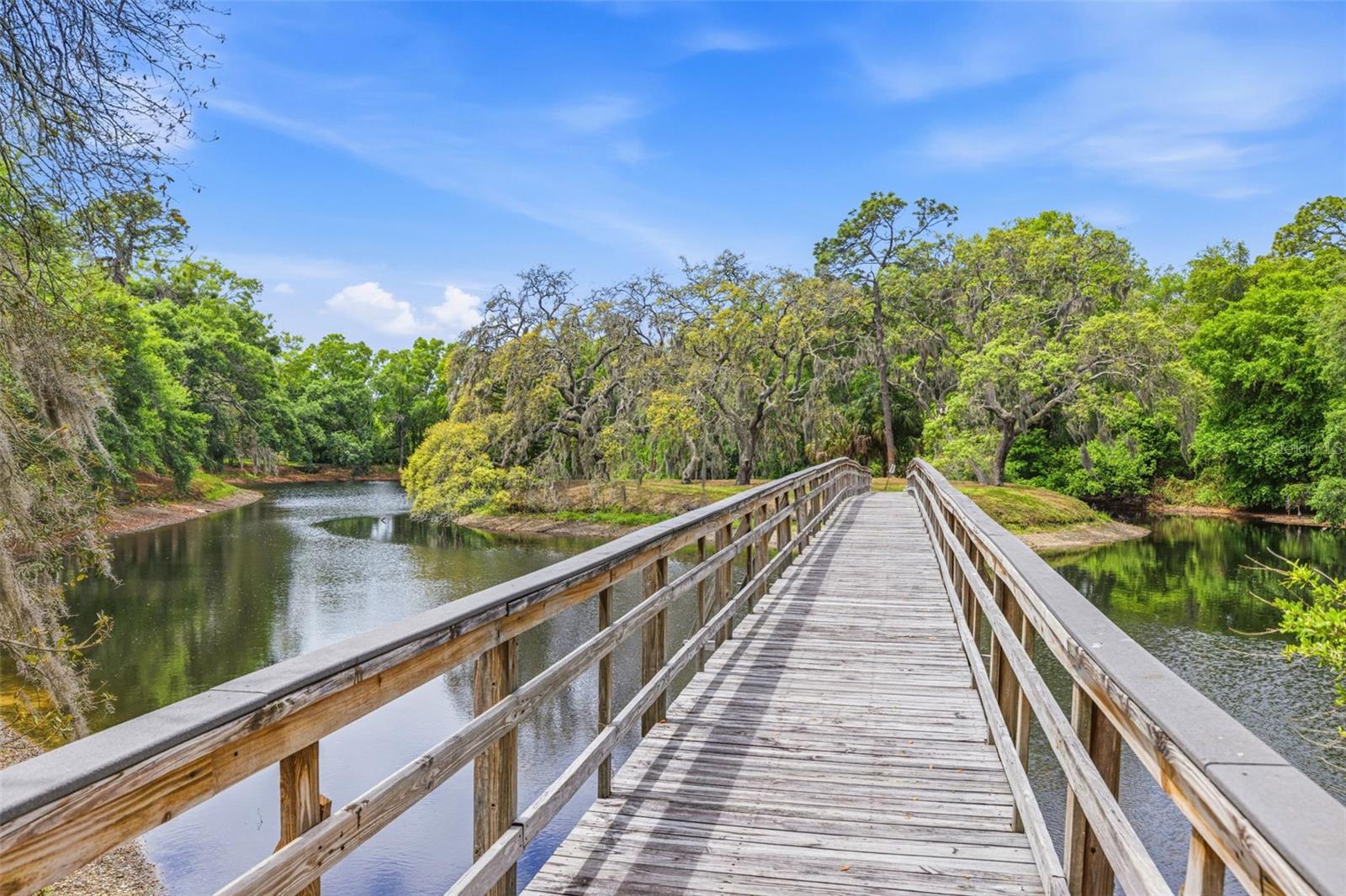 Image 25 of 28 For 6015 Laketree Lane B