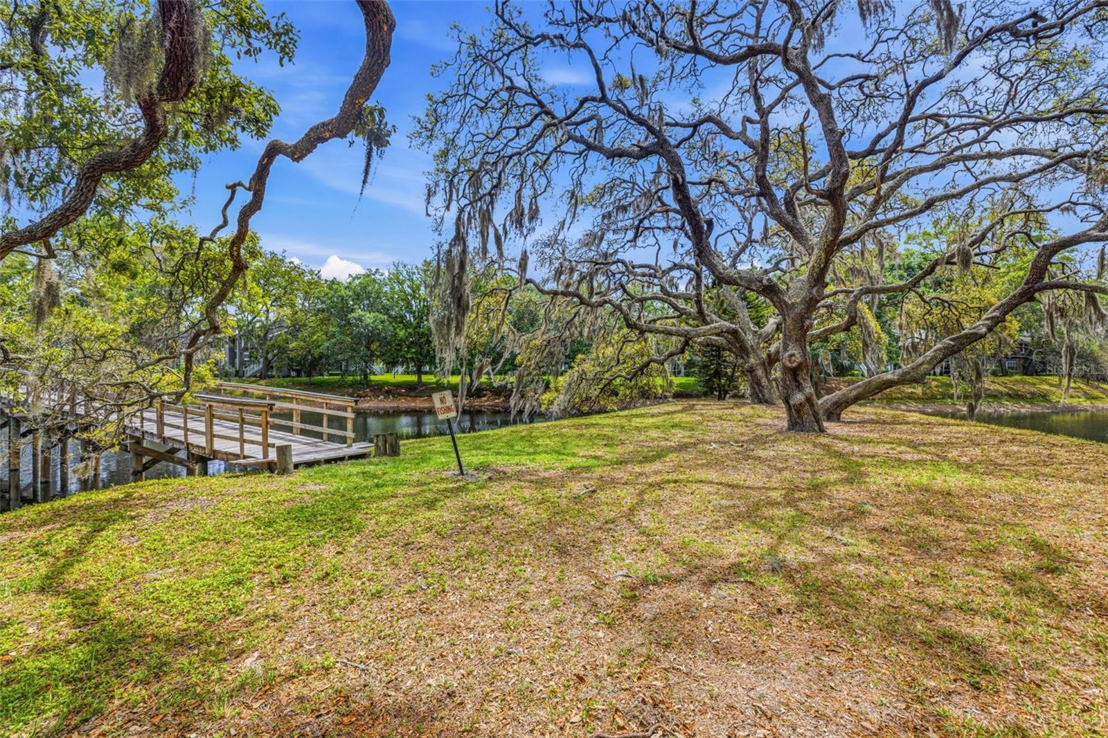 Image 26 of 28 For 6015 Laketree Lane B