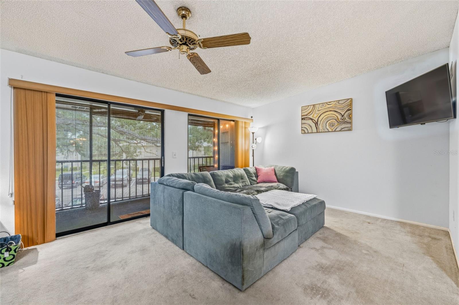 Image 7 of 28 For 6015 Laketree Lane B