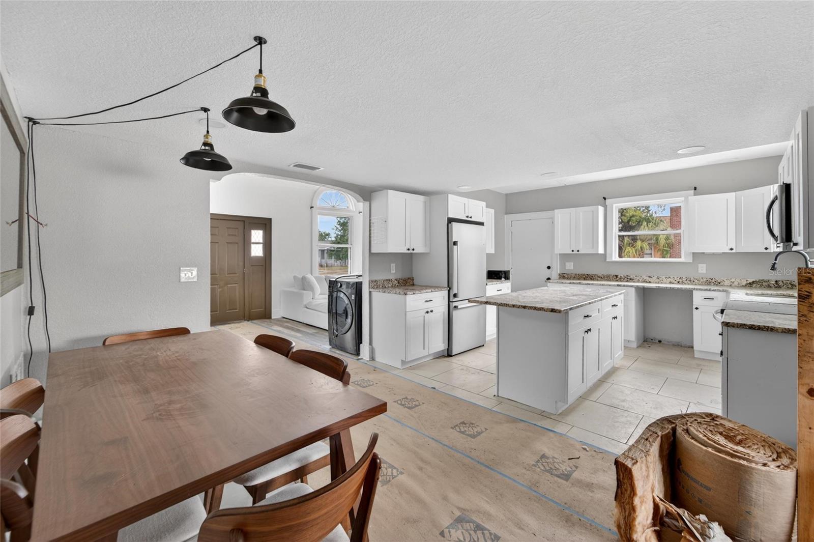 Image 11 of 55 For 1900 16th Street S