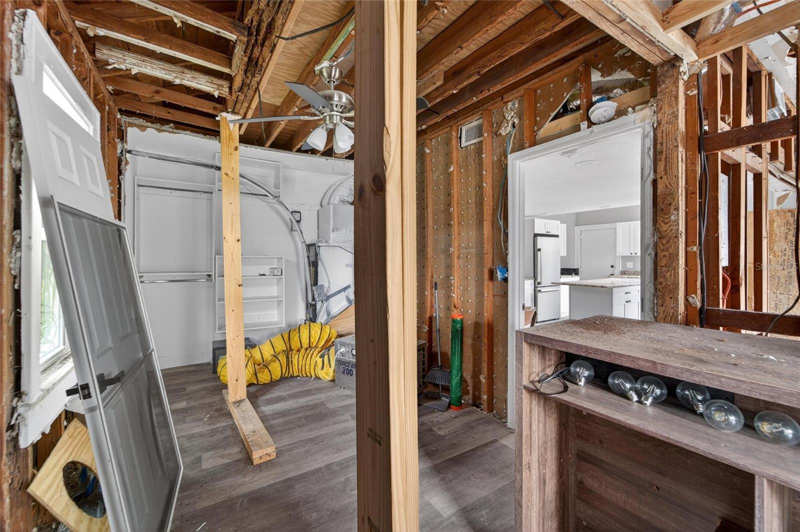 Image 21 of 55 For 1900 16th Street S