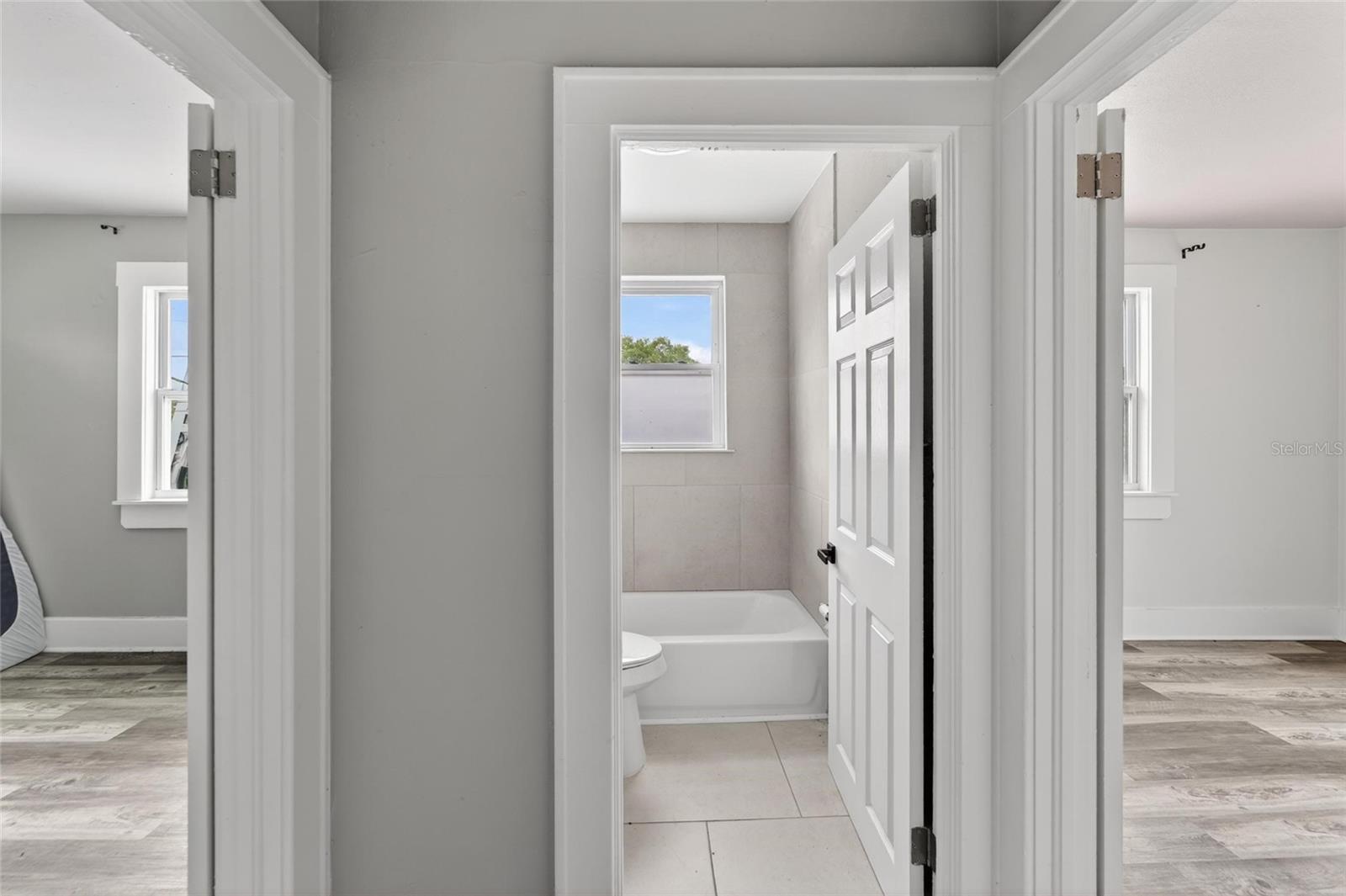 Image 30 of 55 For 1900 16th Street S