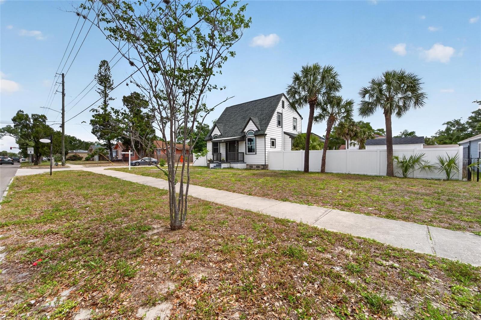 Image 54 of 55 For 1900 16th Street S