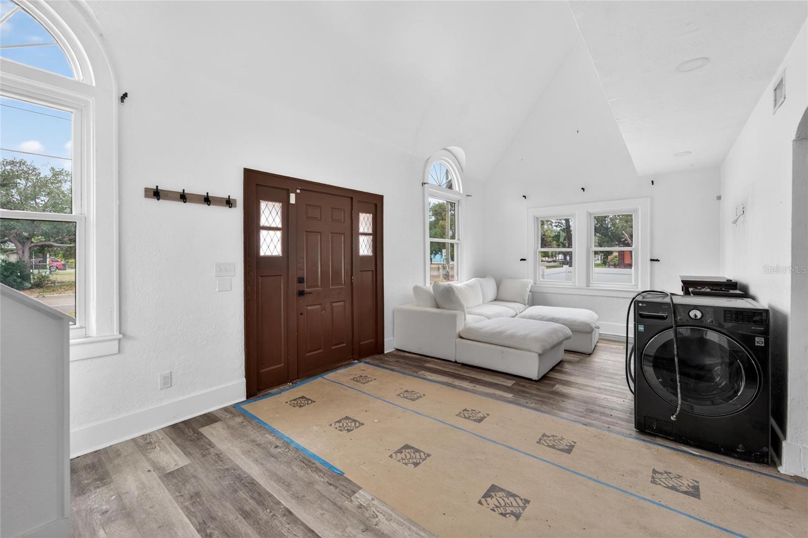 Image 6 of 55 For 1900 16th Street S