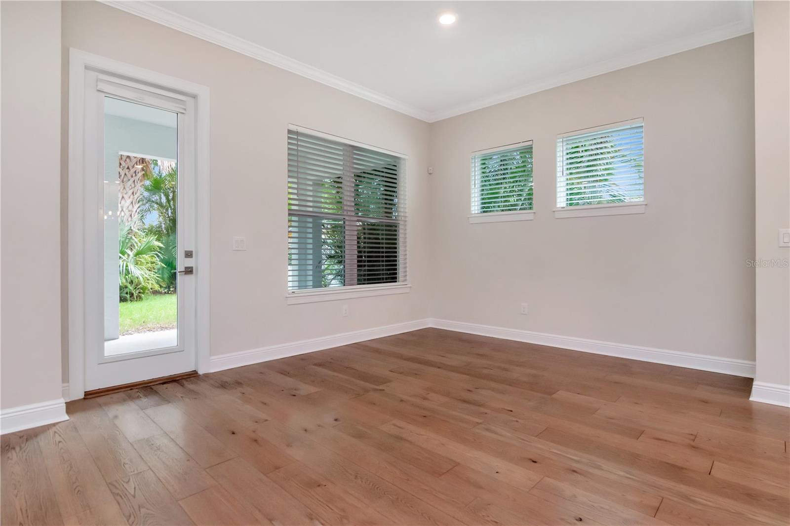 Image 10 of 29 For 3408 Hawthorne Road