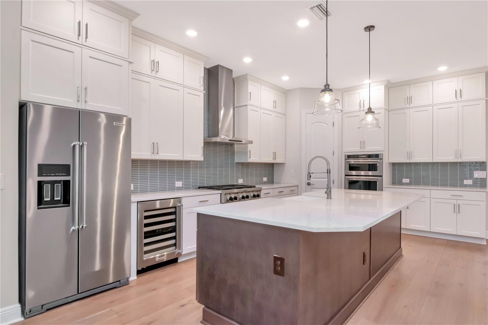 Image 2 of 29 For 3408 Hawthorne Road