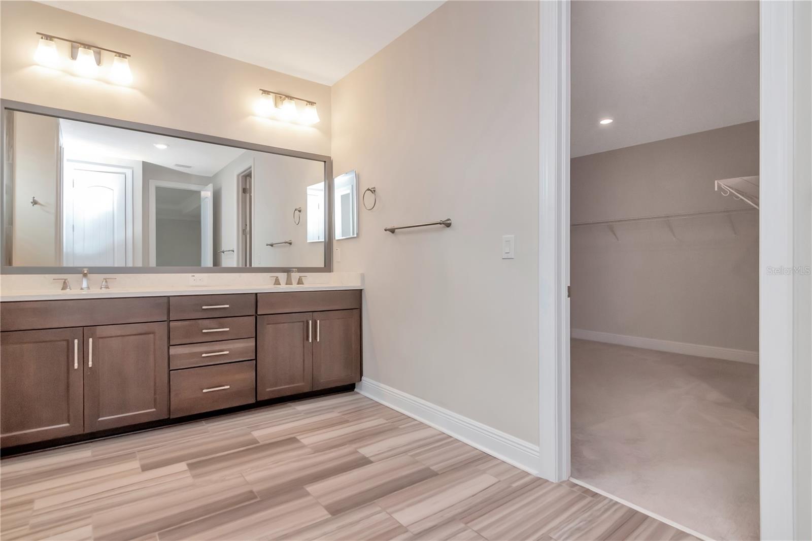 Image 20 of 29 For 3408 Hawthorne Road