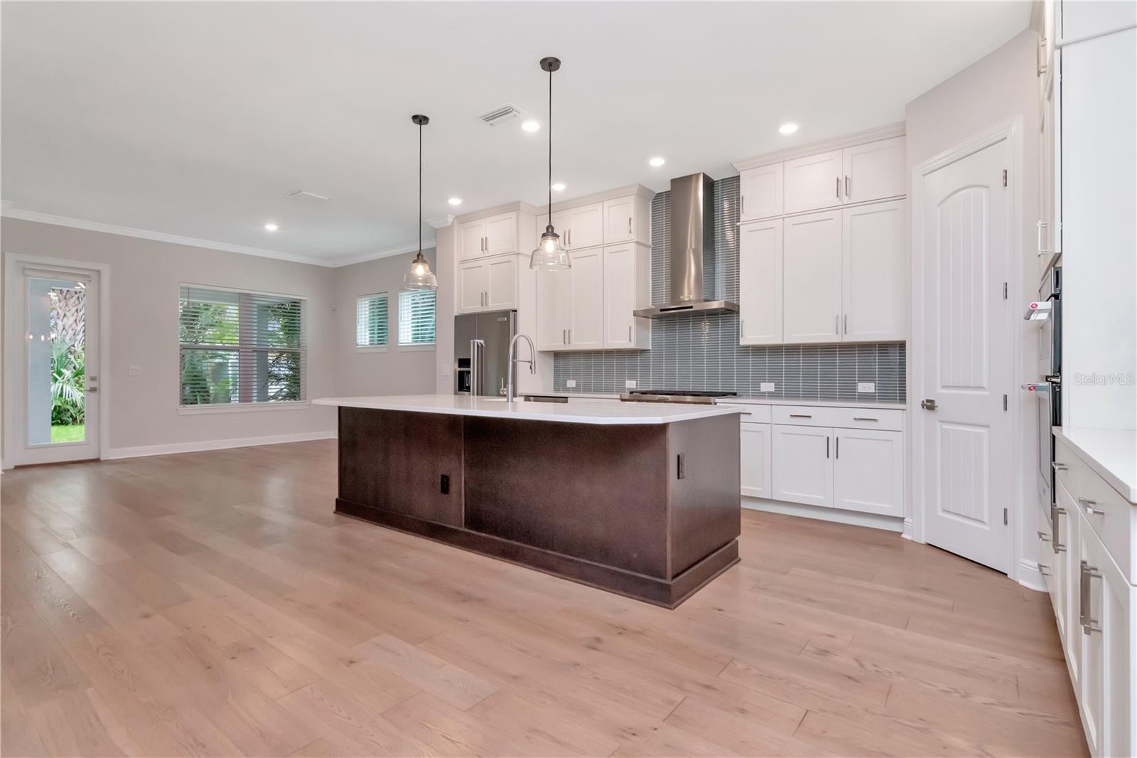 Image 4 of 29 For 3408 Hawthorne Road