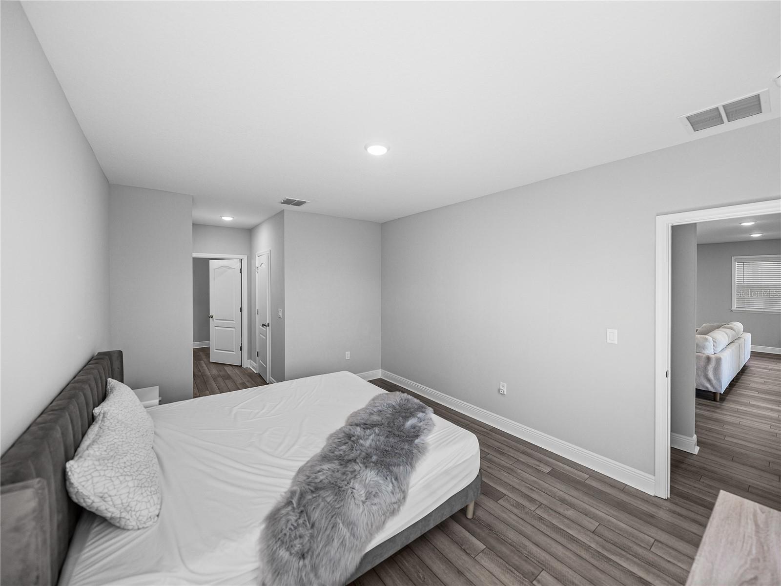 Image 38 of 77 For 11232 Bram Bay Court