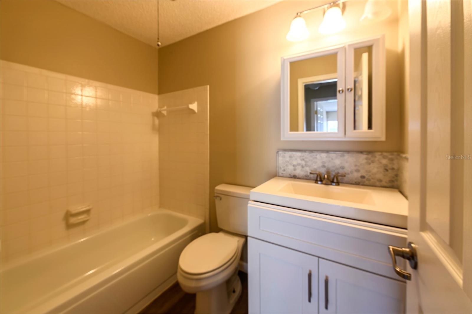 Image 17 of 39 For 1308 13th Circle Se