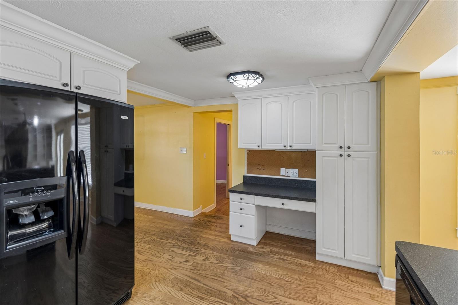 Image 11 of 48 For 608 Krazy Lane