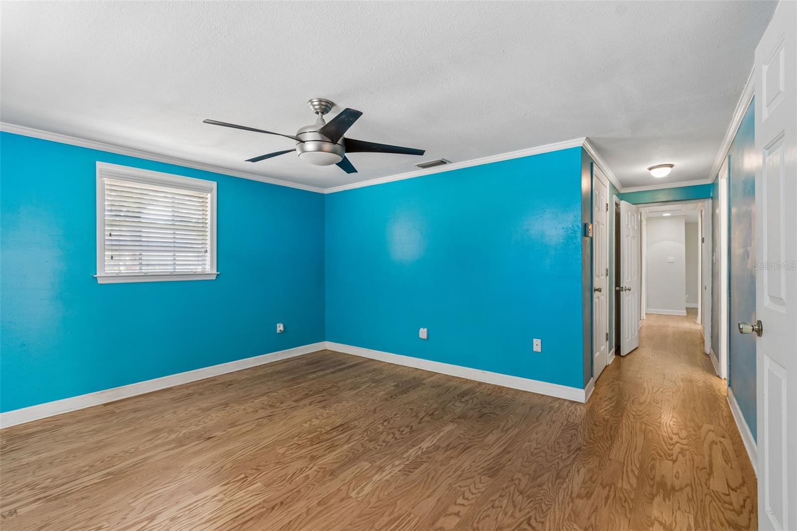 Image 22 of 48 For 608 Krazy Lane