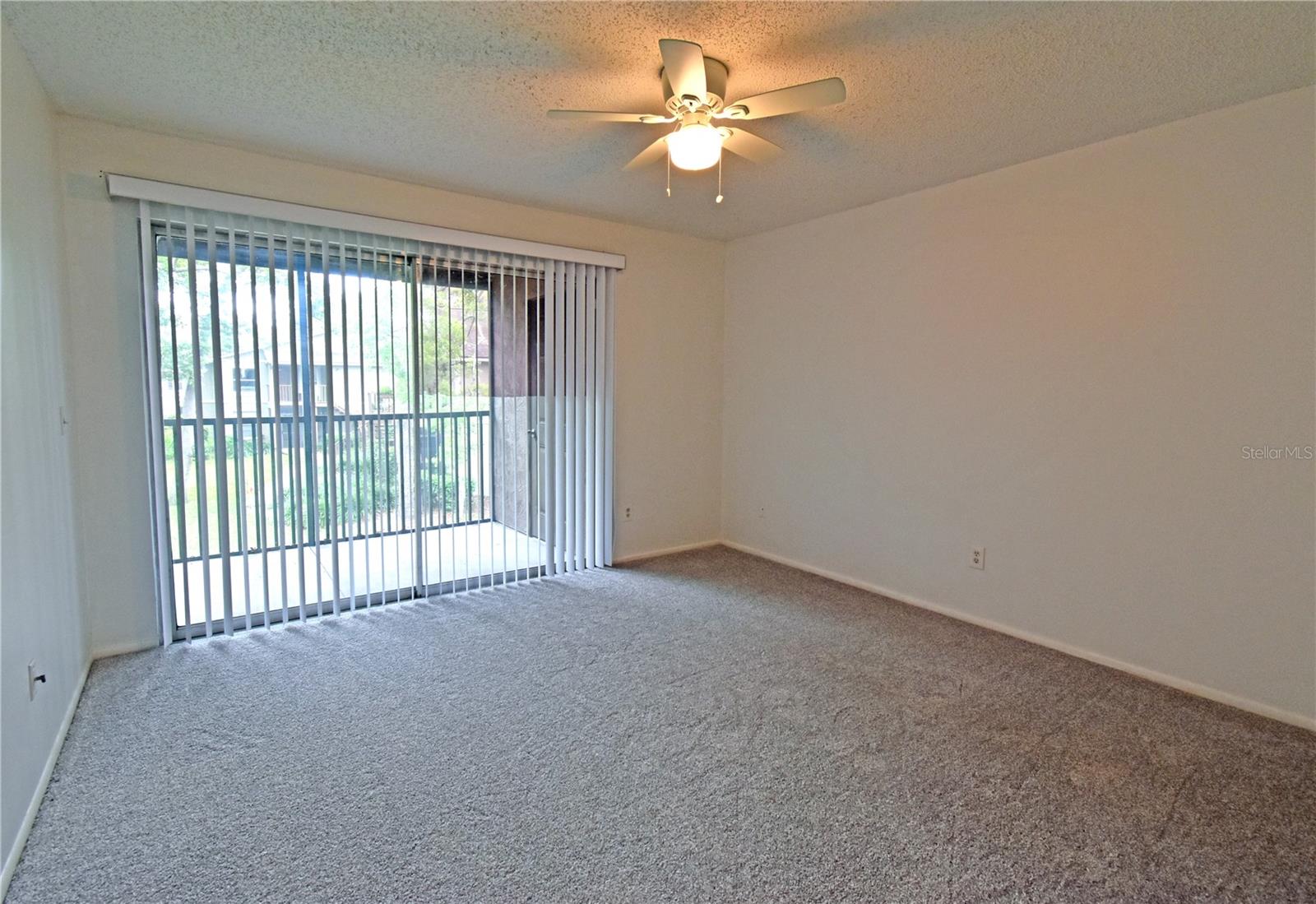 Image 14 of 28 For 4207 Winding Moss Trail 208