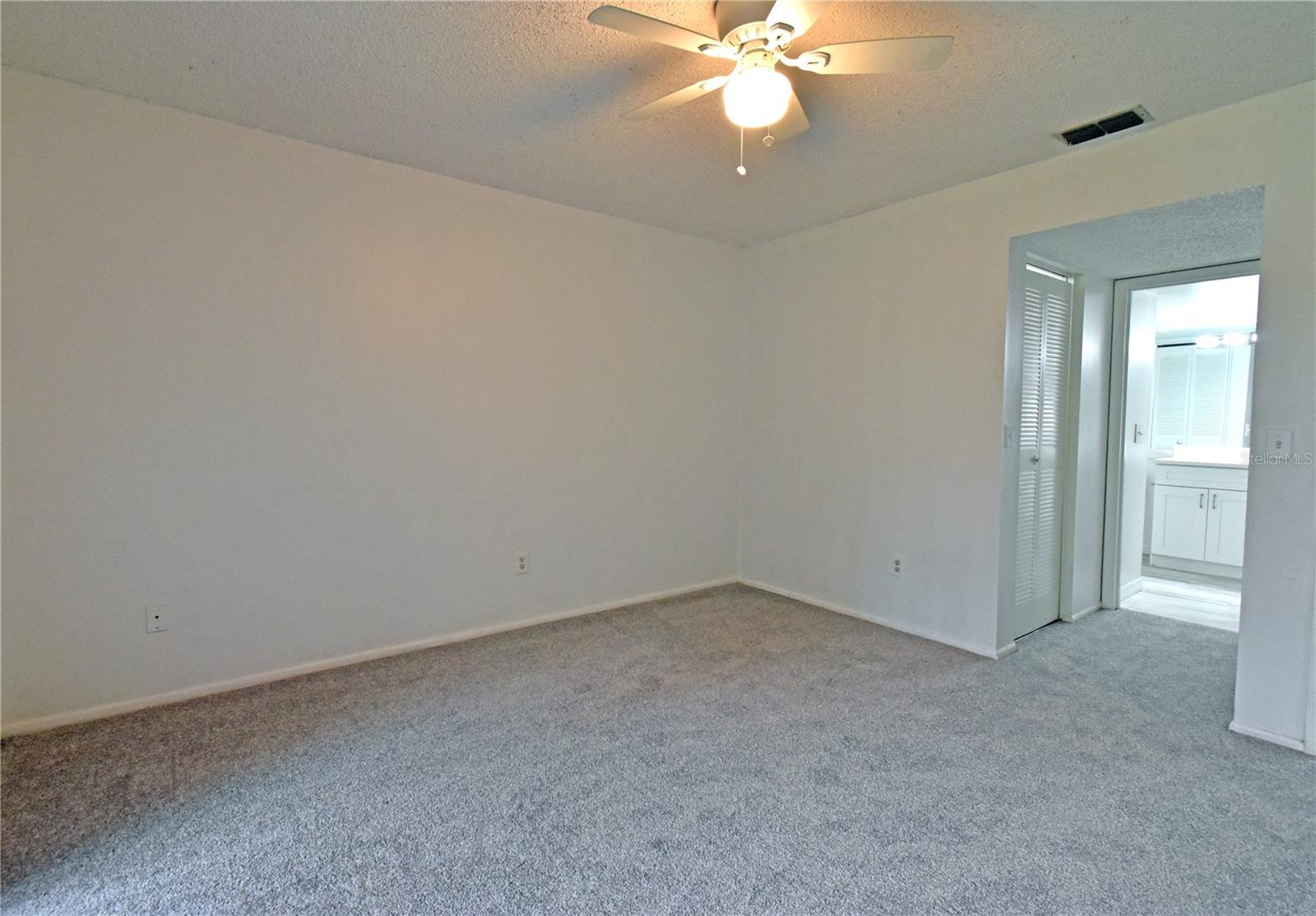 Image 15 of 28 For 4207 Winding Moss Trail 208