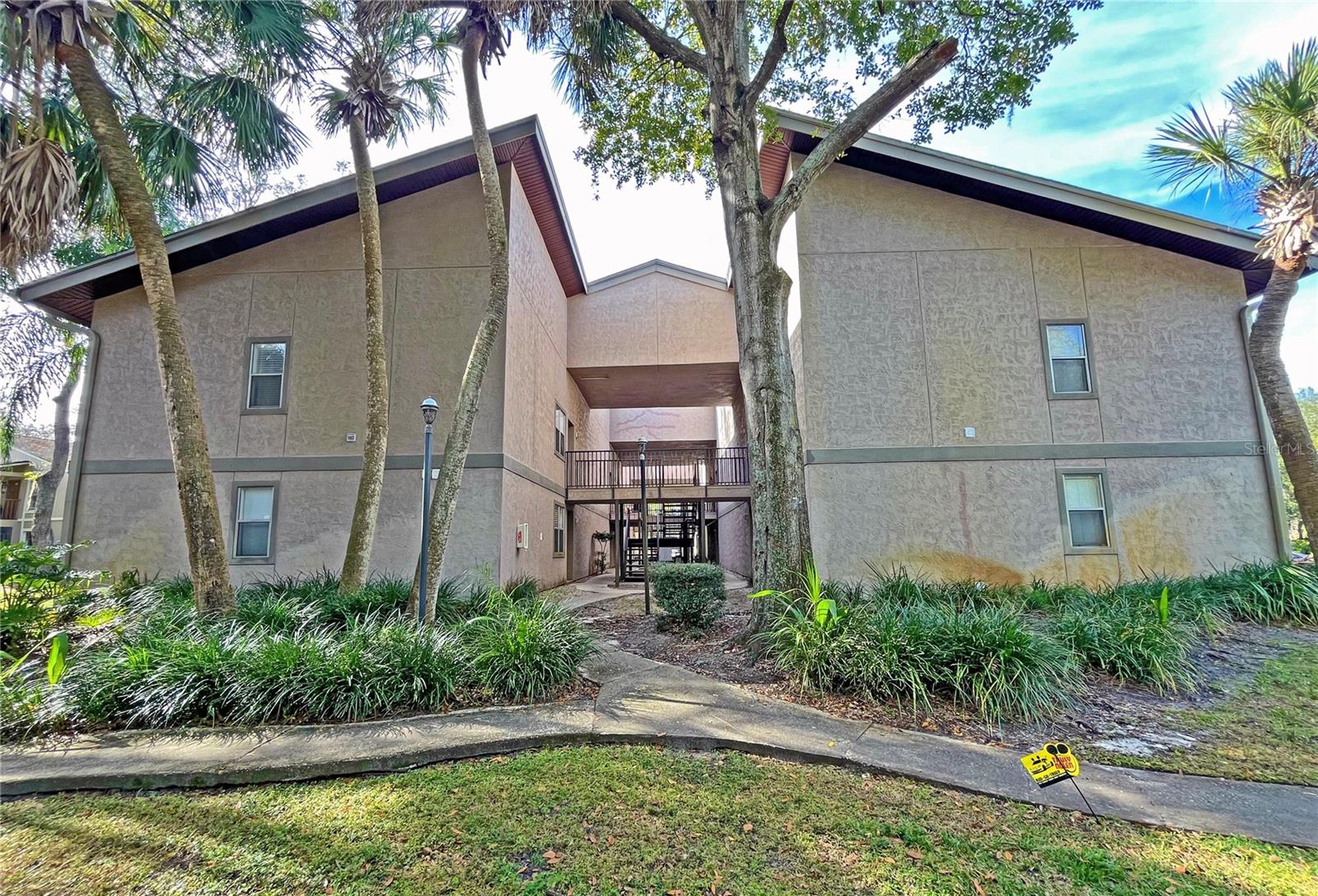 Image 3 of 28 For 4207 Winding Moss Trail 208