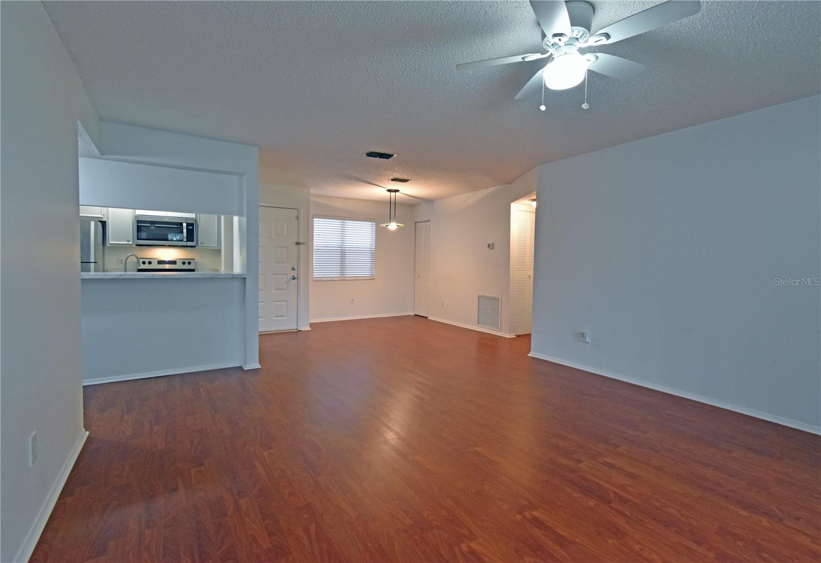 Image 4 of 28 For 4207 Winding Moss Trail 208