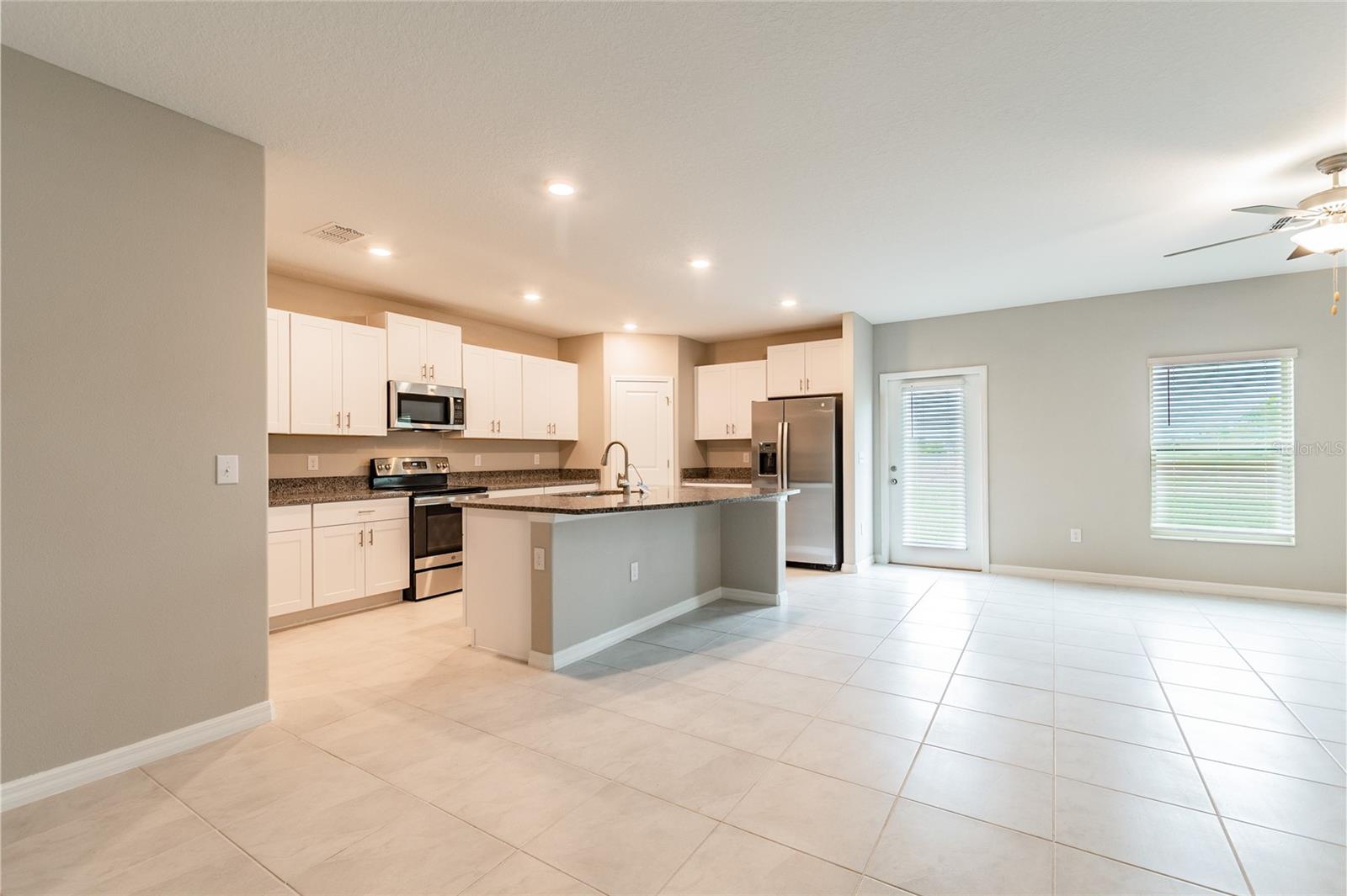 Image 10 of 51 For 15515 Peace River Place