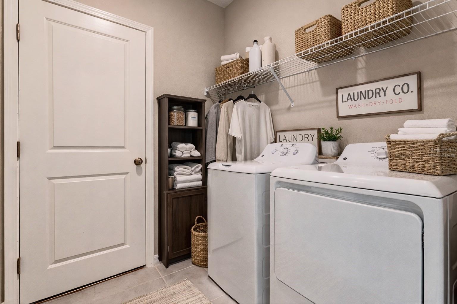 Image 15 of 51 For 15515 Peace River Place