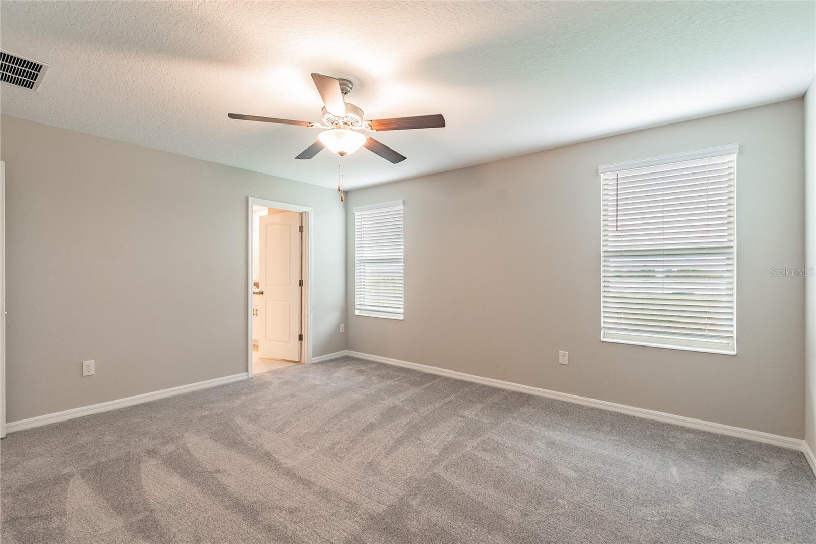 Image 25 of 51 For 15515 Peace River Place