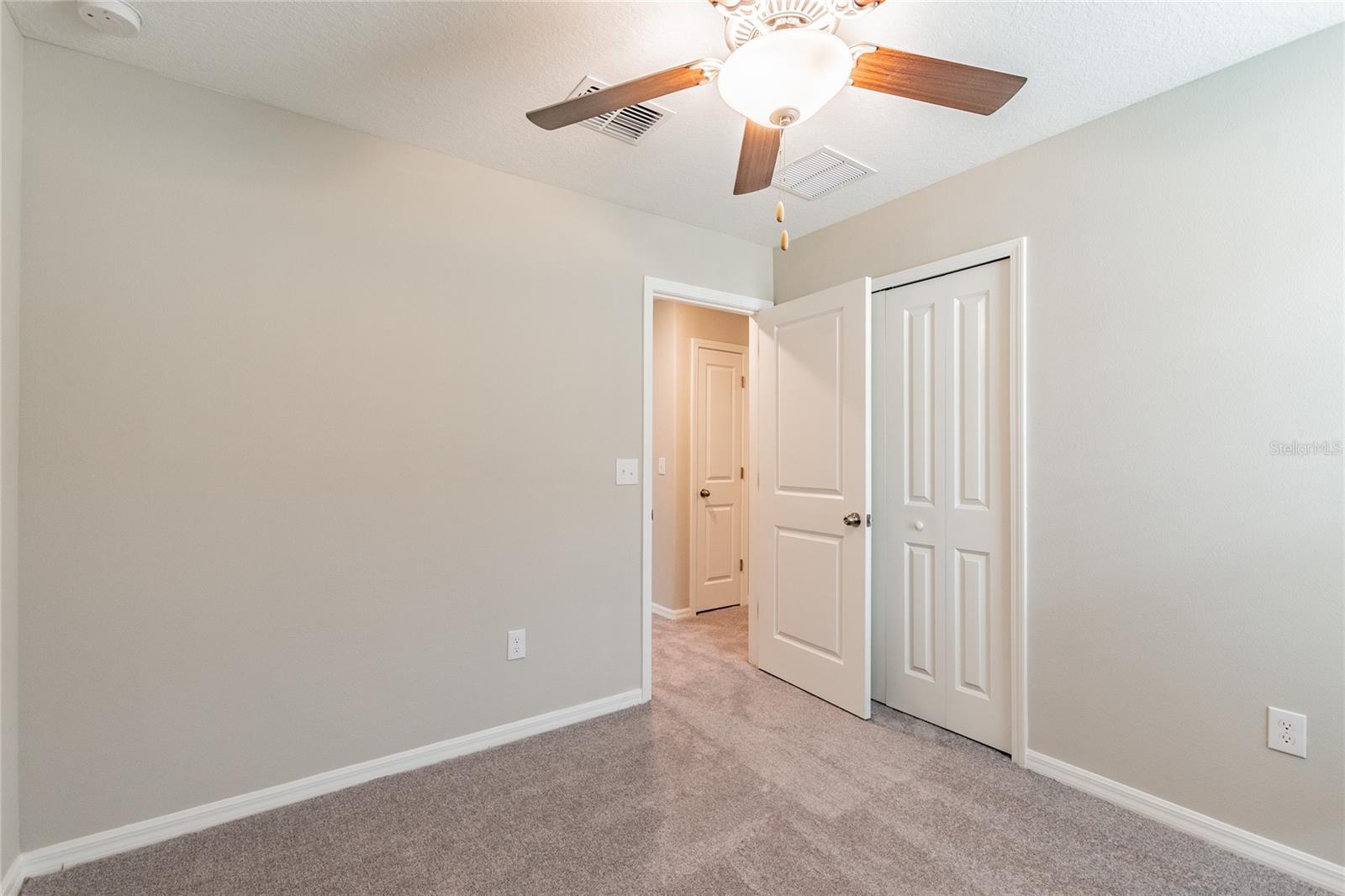 Image 33 of 51 For 15515 Peace River Place