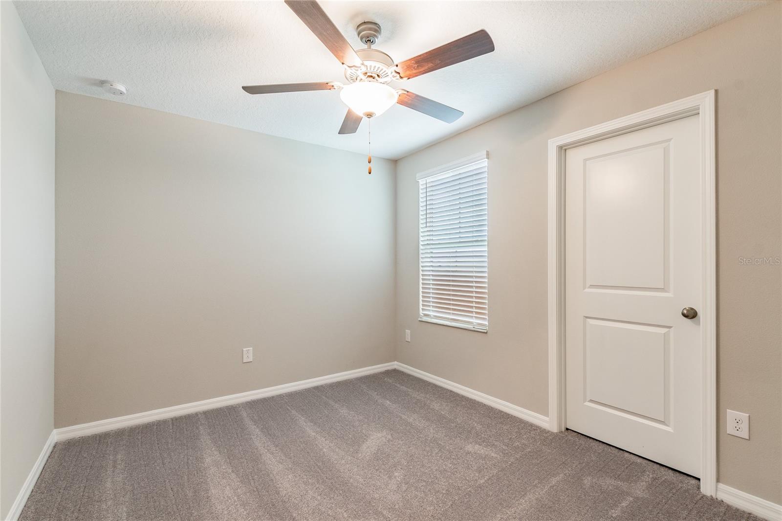 Image 40 of 51 For 15515 Peace River Place