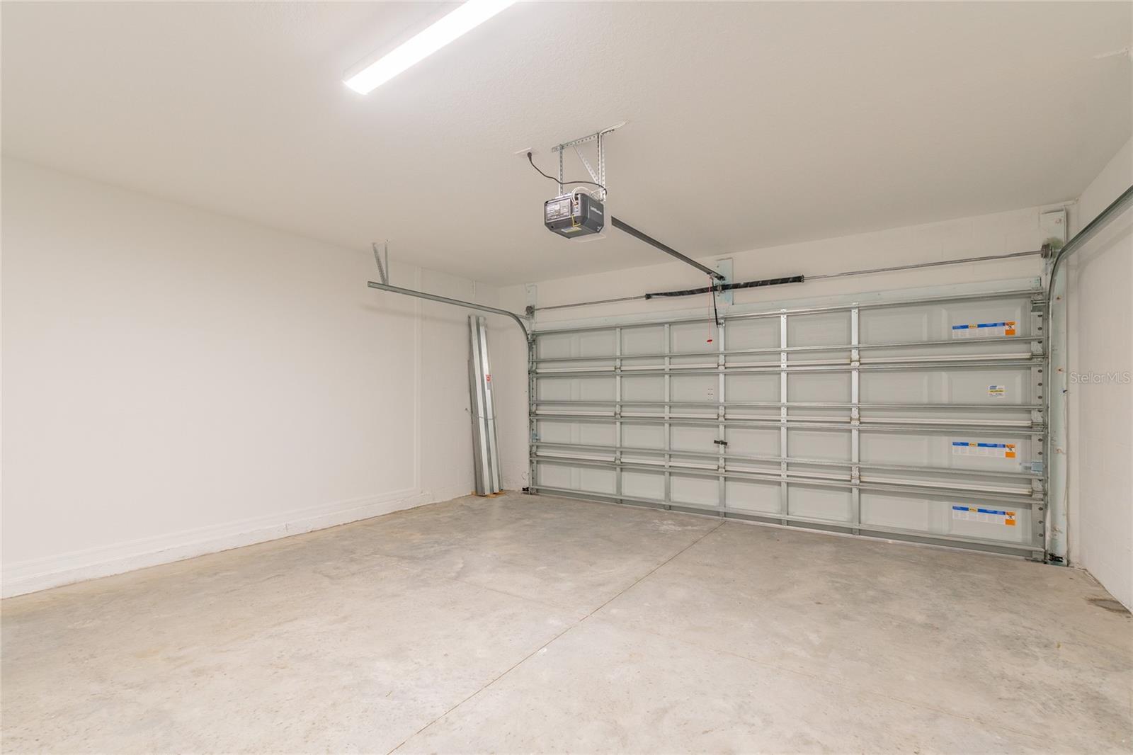 Image 44 of 51 For 15515 Peace River Place