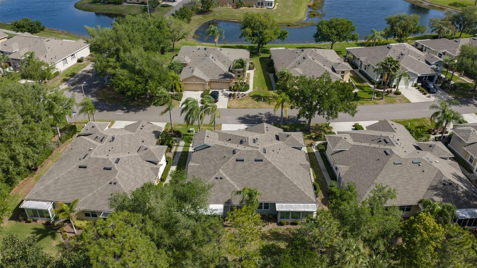 Image 36 of 92 For 2082 Sifield Greens Way 3