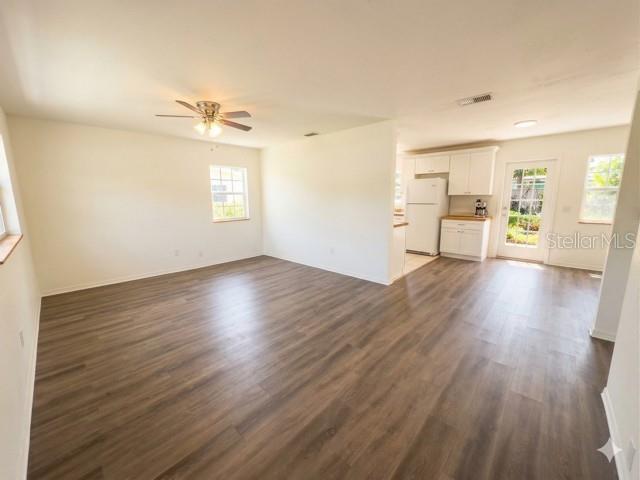 Image 4 of 7 For 4161 Bluefish Drive Se