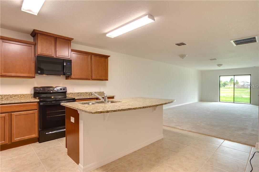 Image 6 of 20 For 5578 Maggiore Boulevard