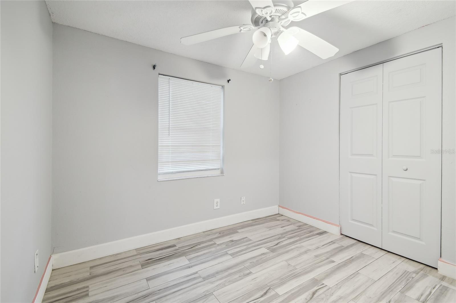 Image 21 of 39 For 3679 Sugarcreek Drive