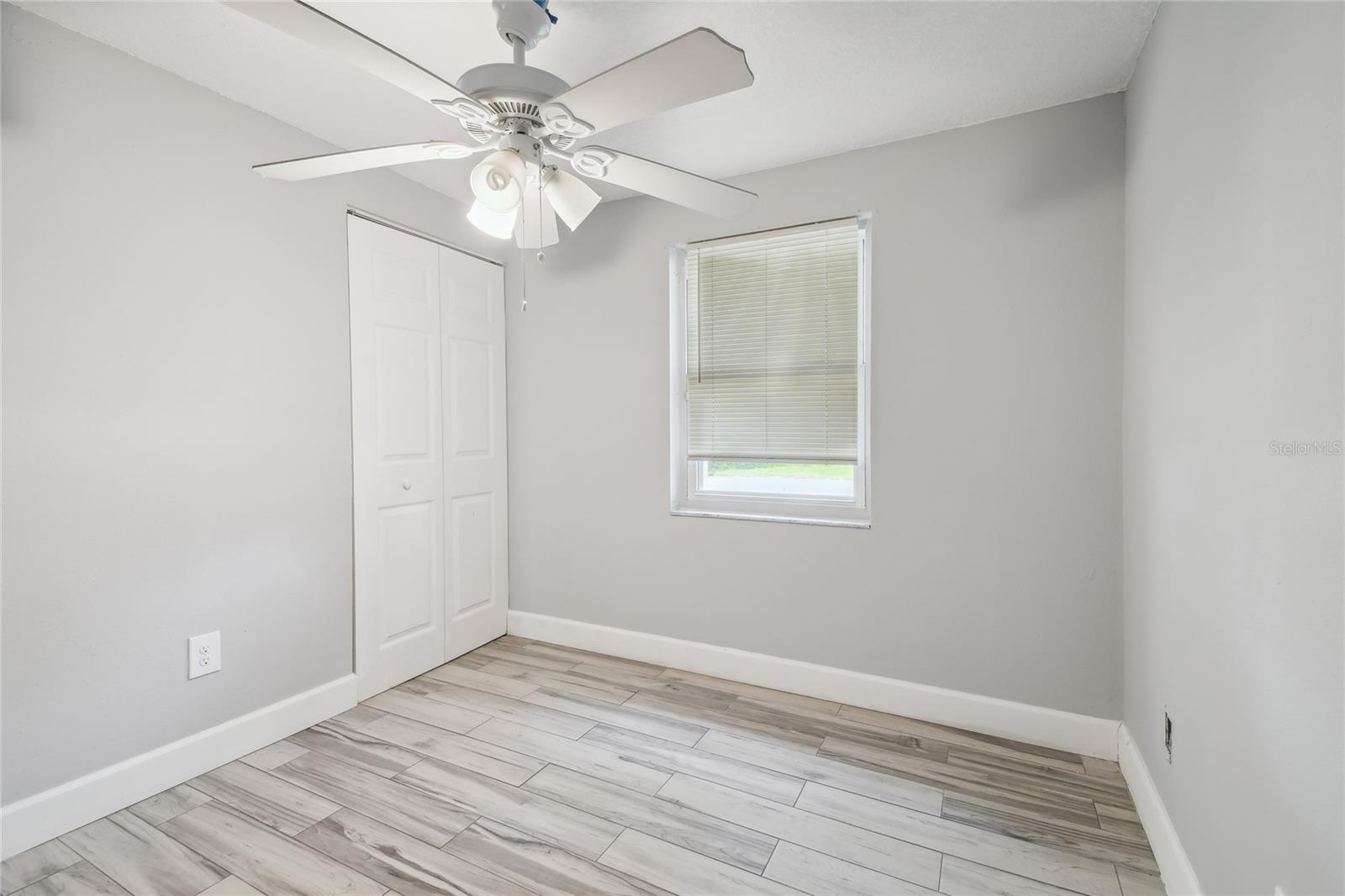 Image 22 of 39 For 3679 Sugarcreek Drive