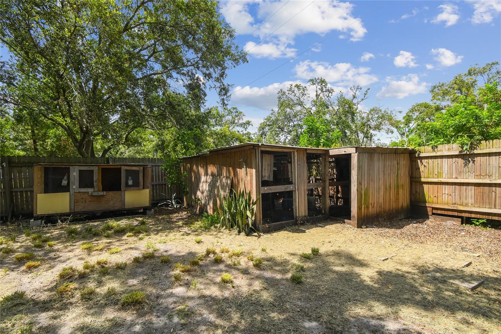 Image 29 of 39 For 3679 Sugarcreek Drive