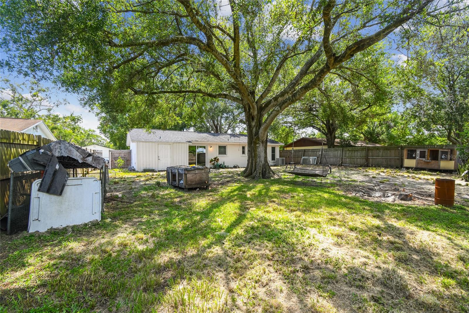 Image 30 of 39 For 3679 Sugarcreek Drive