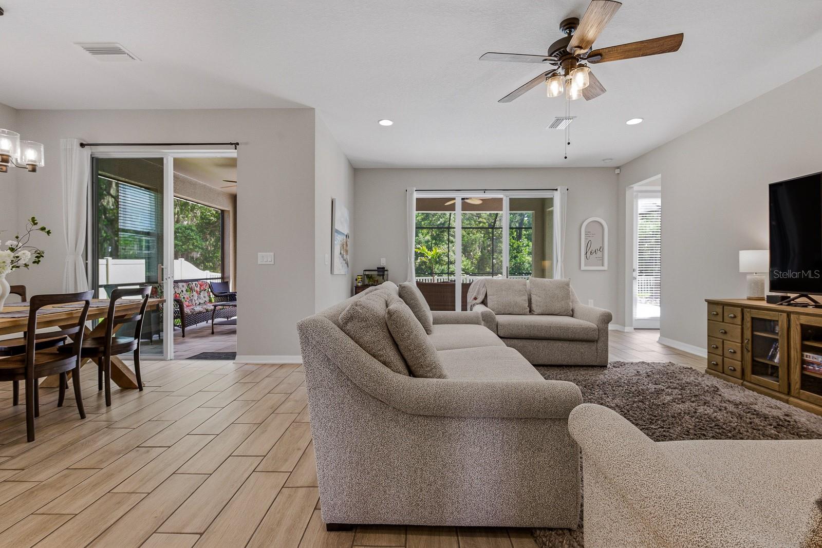 Image 26 of 79 For 17834 Cortes Creek Boulevard