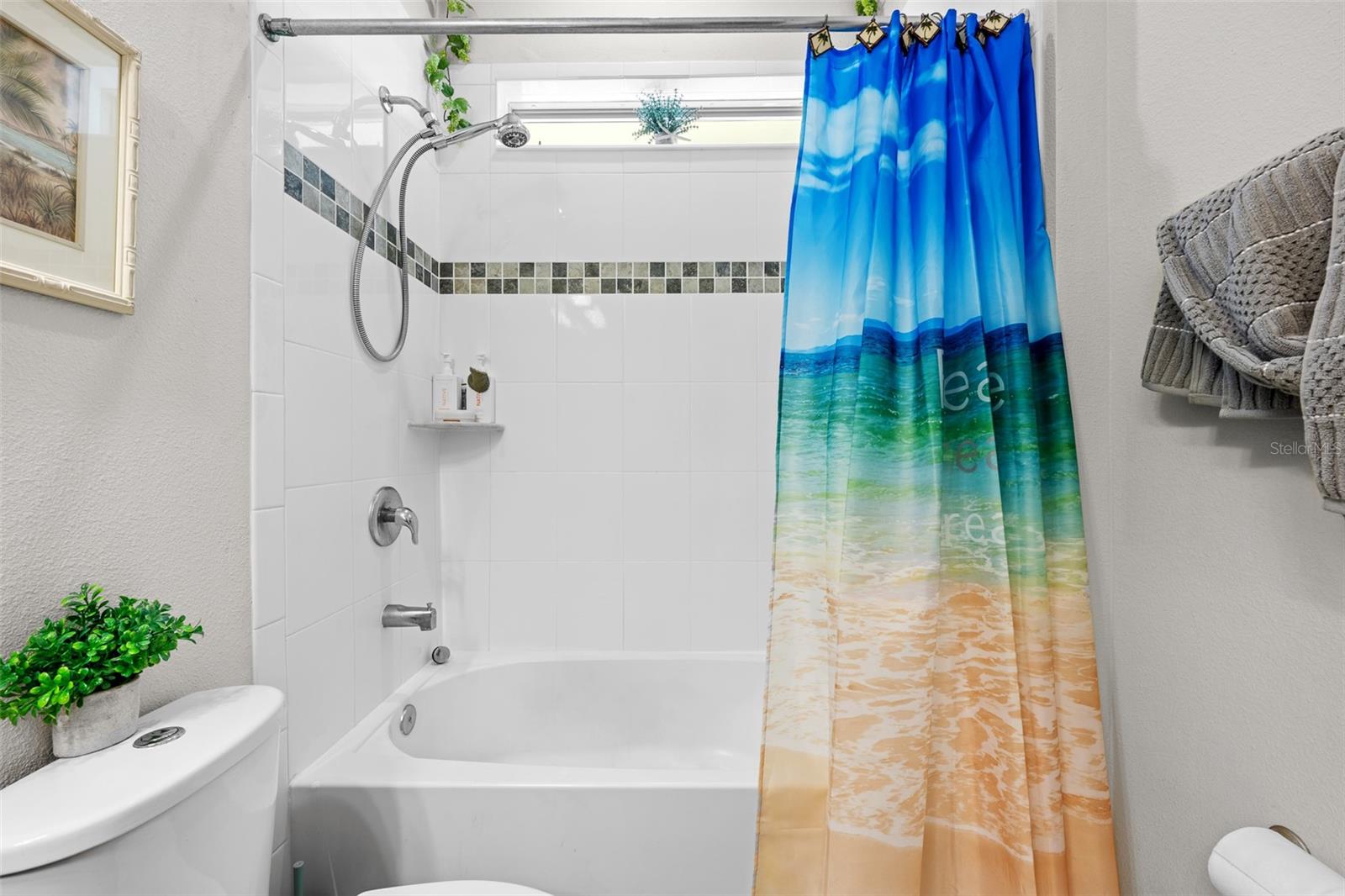 Image 25 of 54 For 4501 Rolling Green Drive