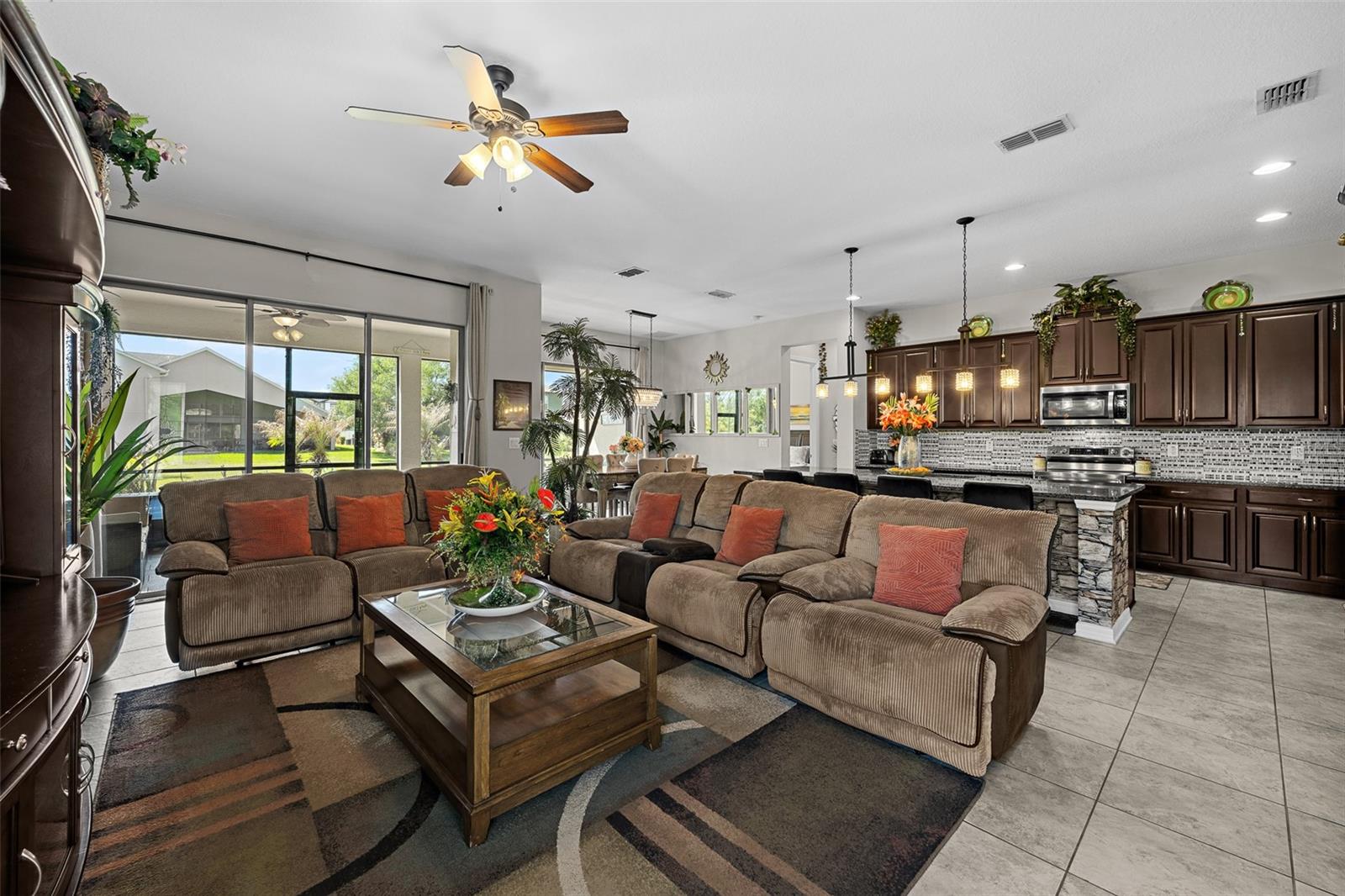 Image 6 of 54 For 4501 Rolling Green Drive