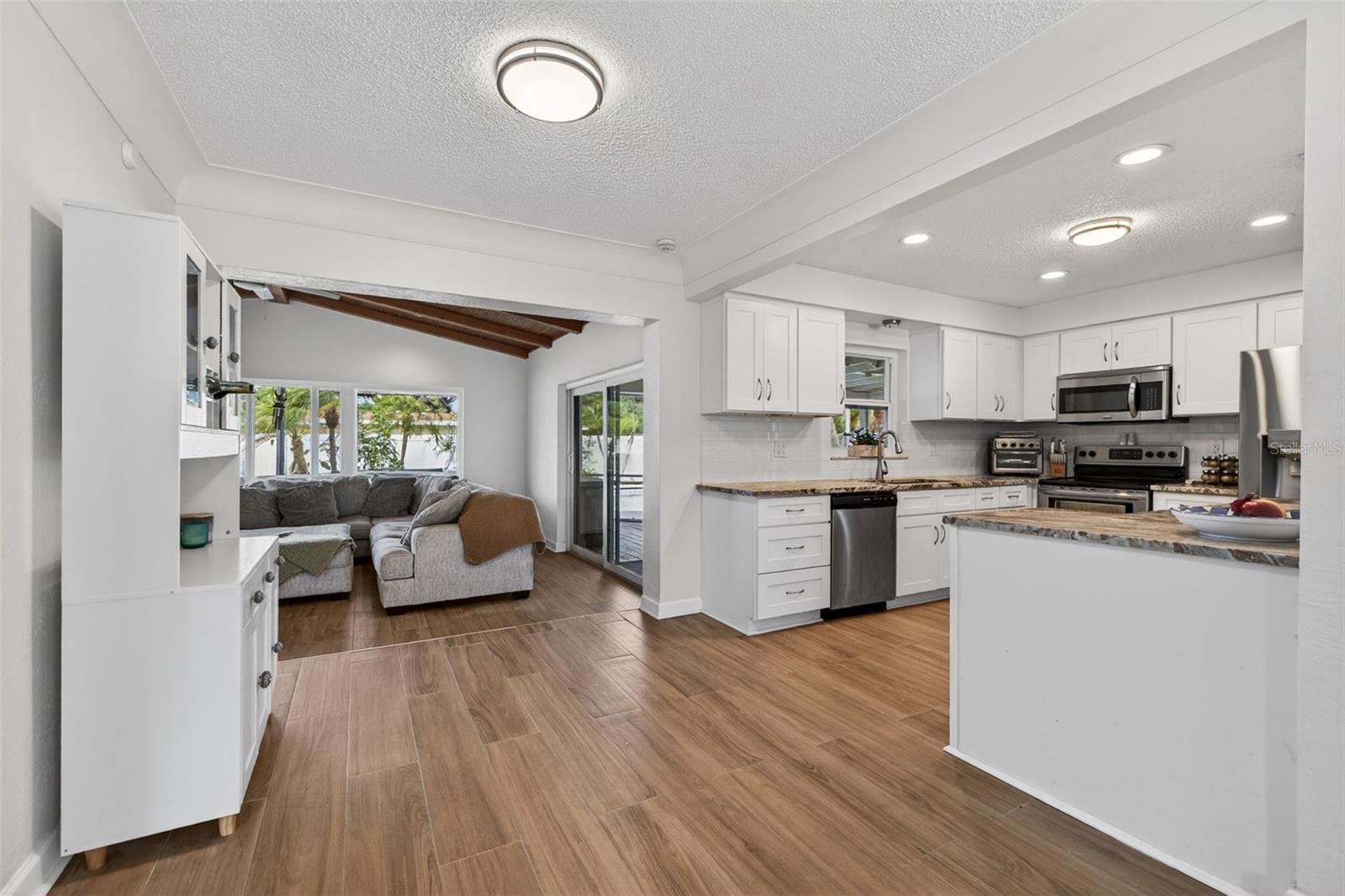 Image 12 of 35 For 8220 Quail Road