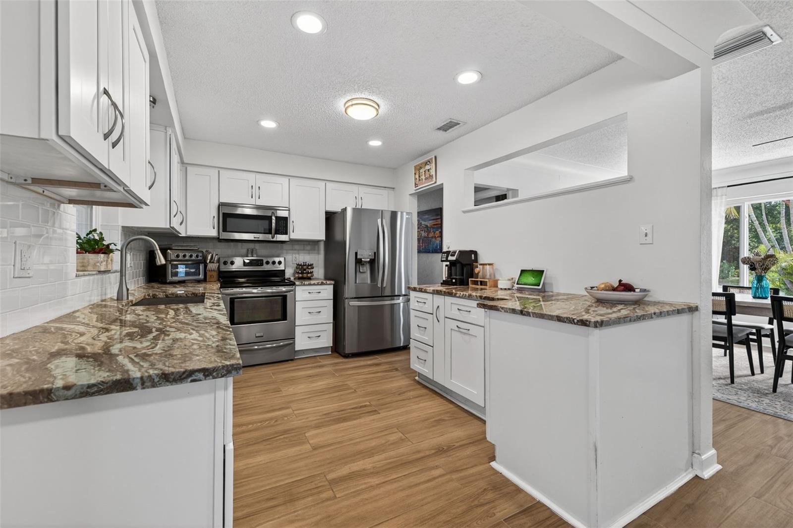 Image 14 of 35 For 8220 Quail Road