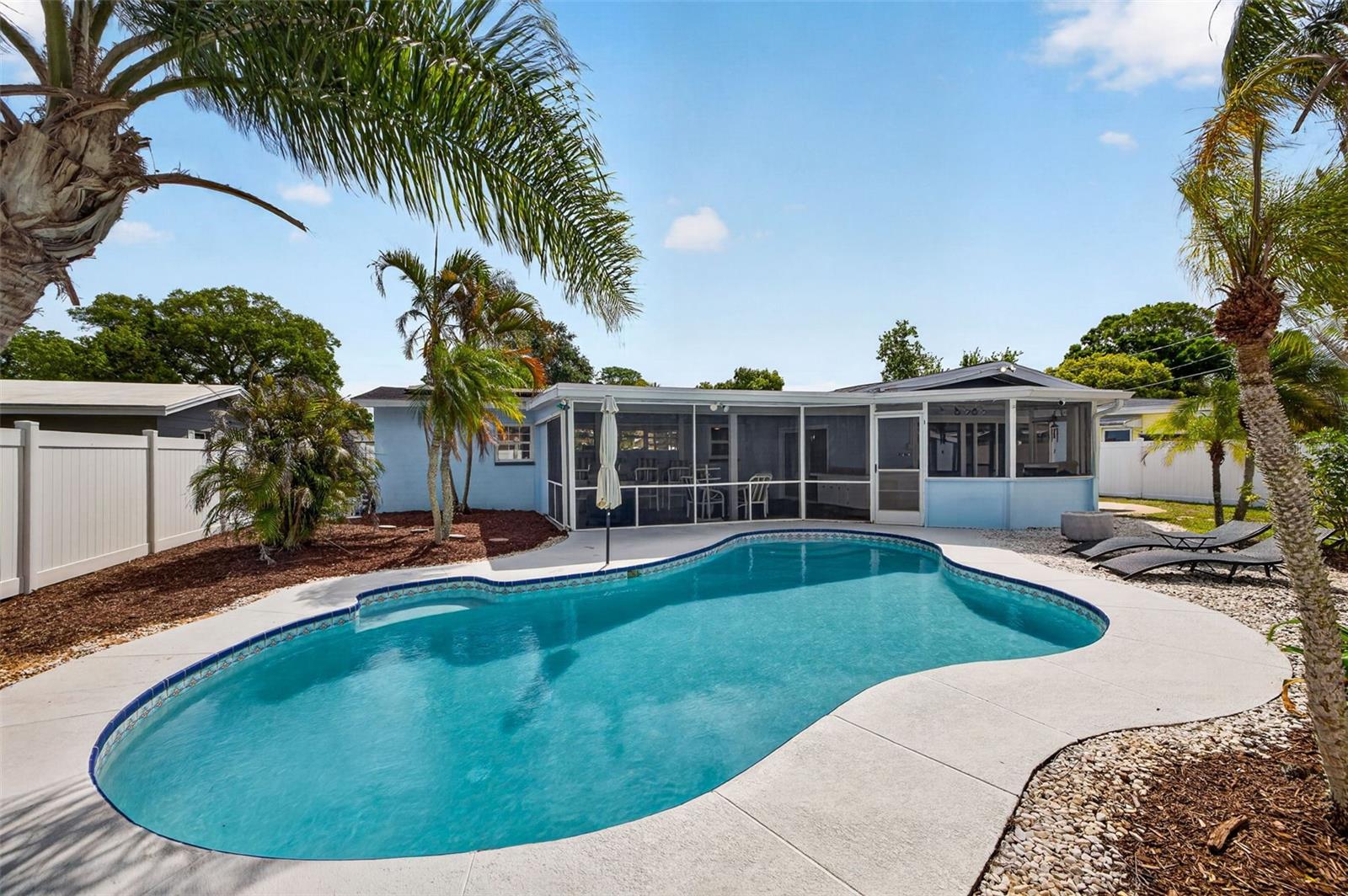 Image 29 of 35 For 8220 Quail Road