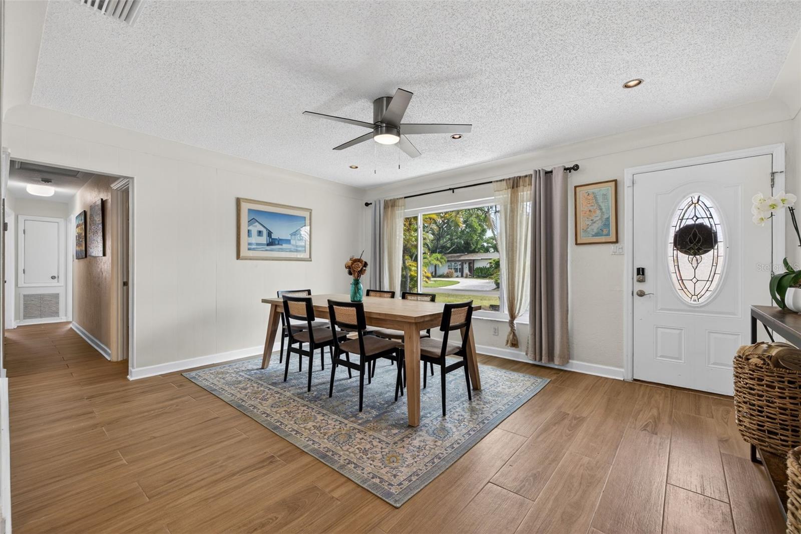 Image 6 of 35 For 8220 Quail Road